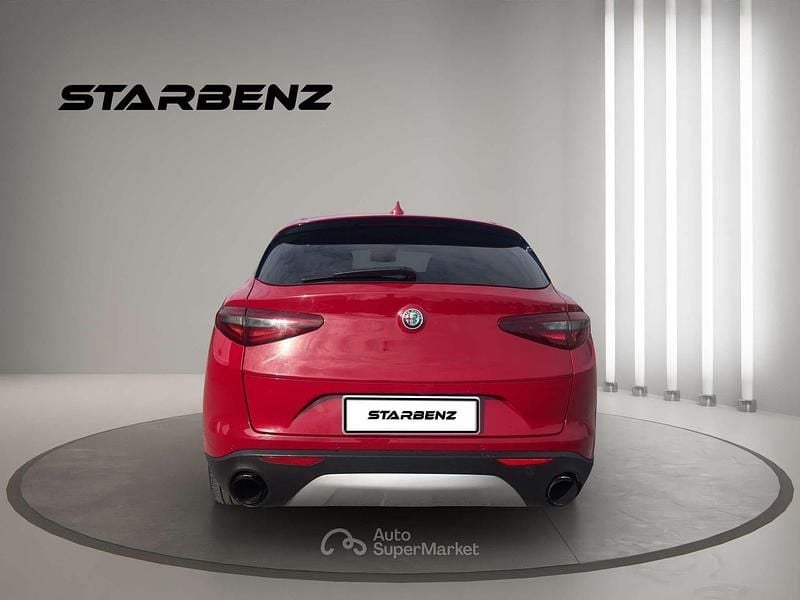 Usata Alfa Romeo Stelvio 280 CV (205 kW) 2017 Rosso SUV