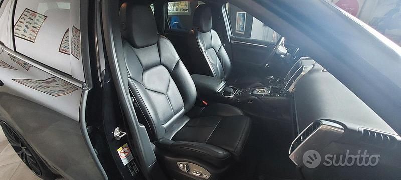 Usata Porsche Cayenne 245 CV (180 kW) 2014 Nero SUV
