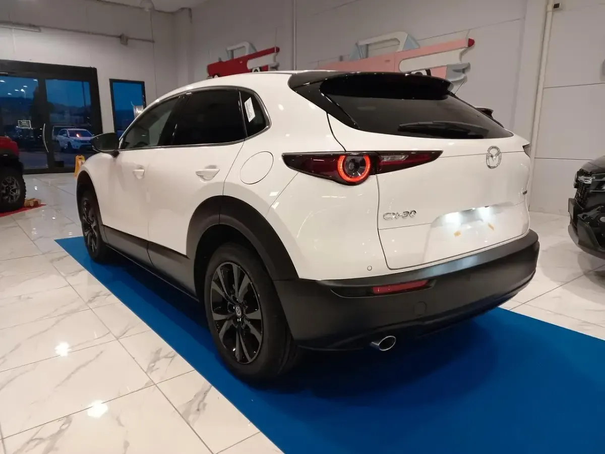 Nuova Mazda CX-30 Comfort 140 CV (102 kW) 2026 Bianco SUV