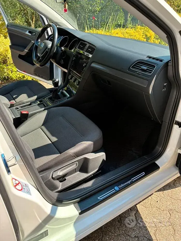 Usata VW Golf VII Business 130 CV (95 kW) 2019 Bianco Berlina