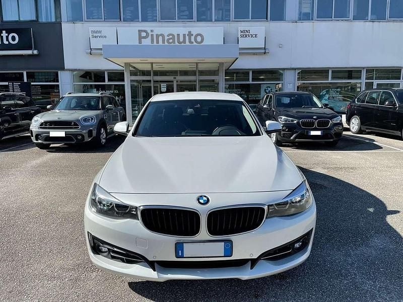 Bianco Usata 2017 BMW 318 Gran Turismo Sport Line Tre volumi | 18.500 € (Buon prezzo) - Immagine 1/4