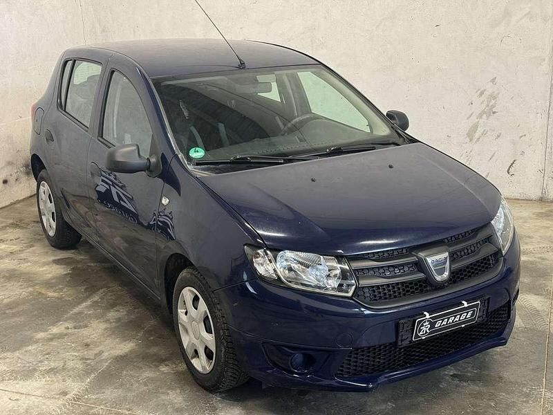 Usata Dacia Sandero Lauréate 75 CV (55 kW) 2013 Berlina