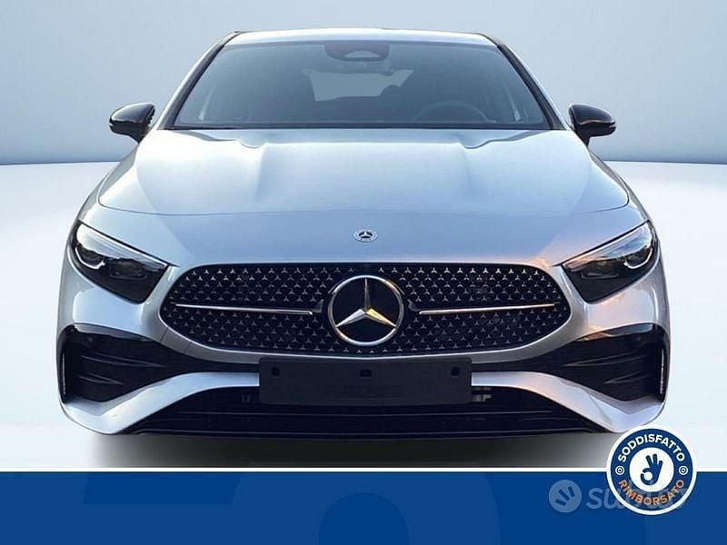 Nuova Mercedes A180 Advanced Plus 116 CV (85 kW) 2025 Grigio metallizzato Berlina