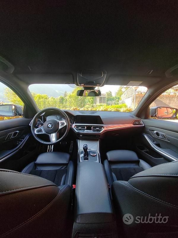 Usata BMW 320 Efficient Dynamics 190 CV (139 kW) 2020 Grigio Station wagon