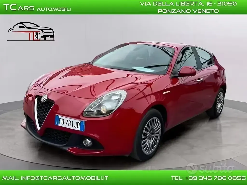 Usata Alfa Romeo Giulietta 120 CV (88 kW) 2016 Rosso Utilitaria