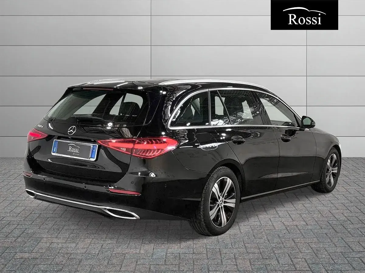 Usata Mercedes 200 Advanced 164 CV (120 kW) 2024 Station wagon