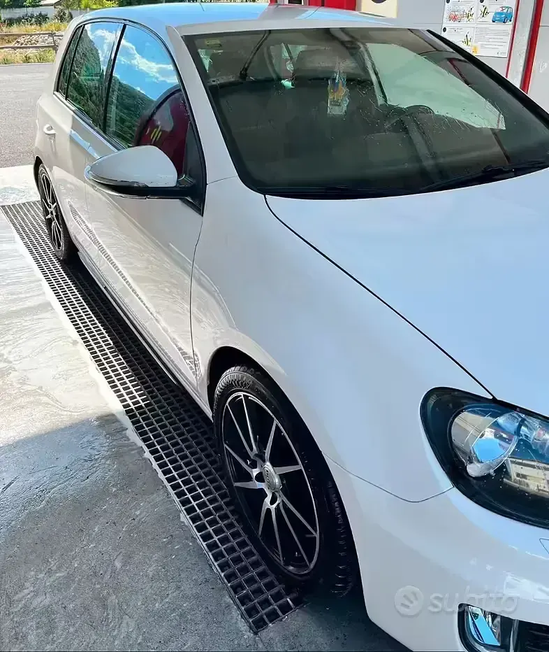 Usata VW Golf VI GTD 170 CV (125 kW) 2010 Bianco Utilitaria