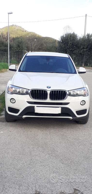 Bianco Usata 2015 BMW X3 Comfort Edition SUV | 11.500 € (Buon prezzo) - Immagine 1/4