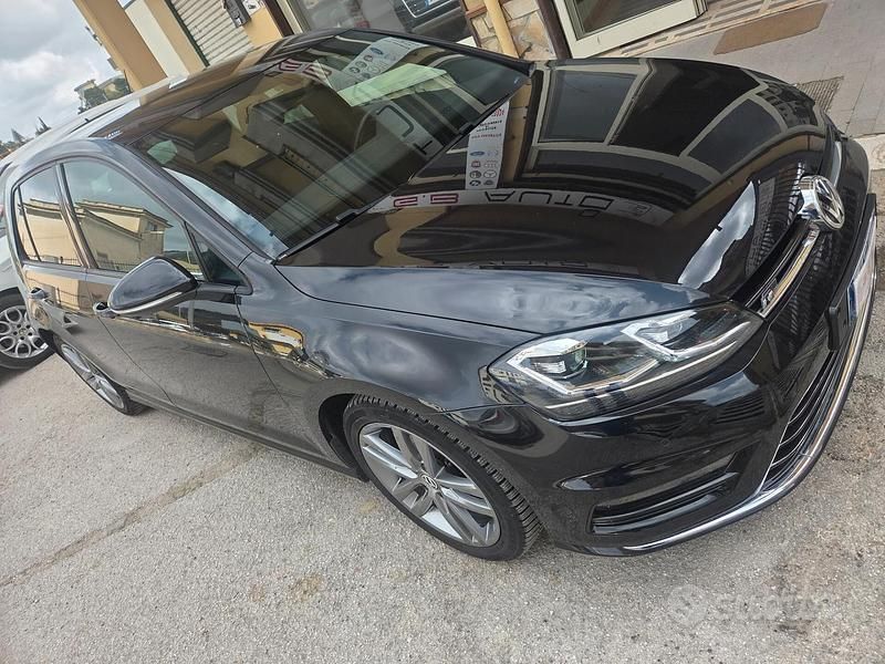 Usata VW Golf VII R-line 110 CV (80 kW) 2016 Nero Berlina