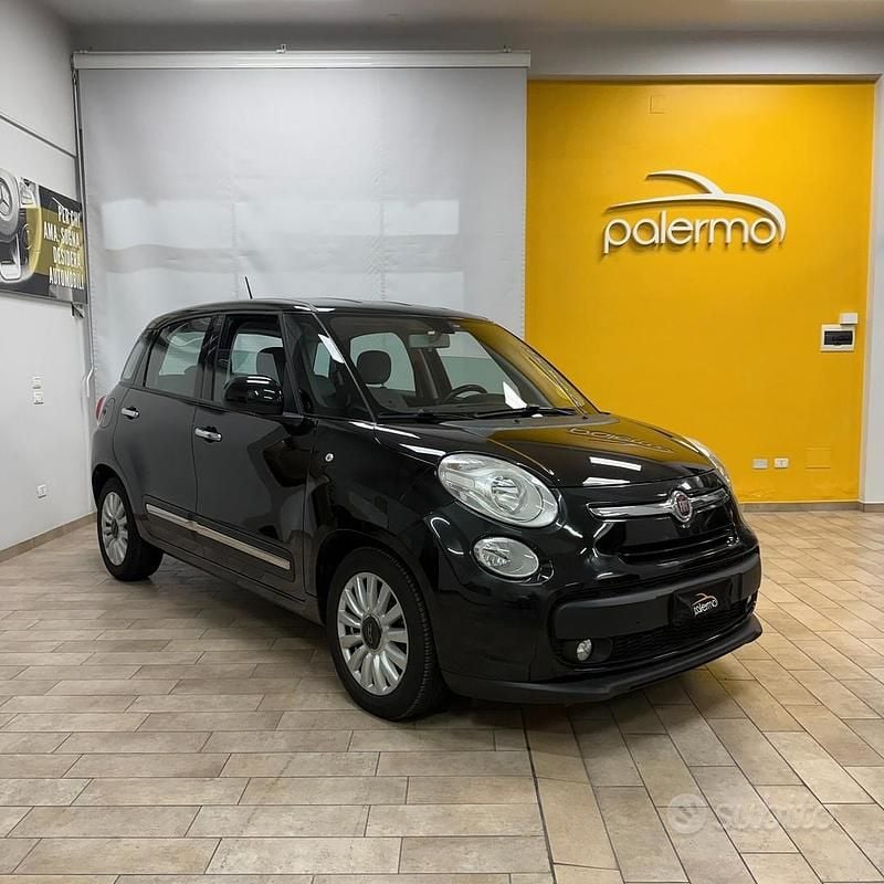 Nero Usata 2016 Fiat 500L Pop Star Monovolume | 6000 € (Super prezzo) - Immagine 1/4