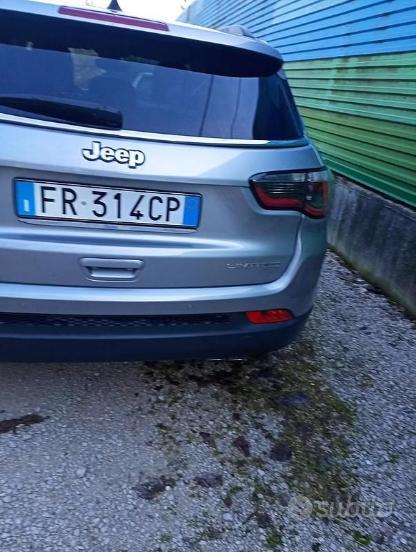 Usata Jeep Compass Limited 136 CV (100 kW) 2017 Grigio SUV
