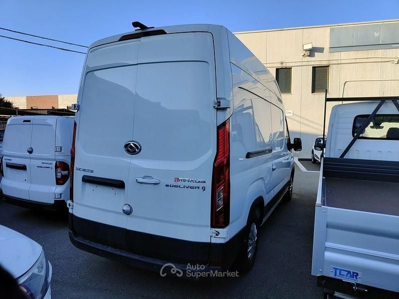 Nuova Maxus eDeliver 9 150 kW (204 CV) 2025 Bianco Furgone
