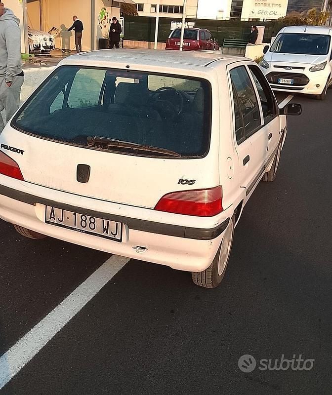 Usata Peugeot 106 1996 Bianco Utilitaria