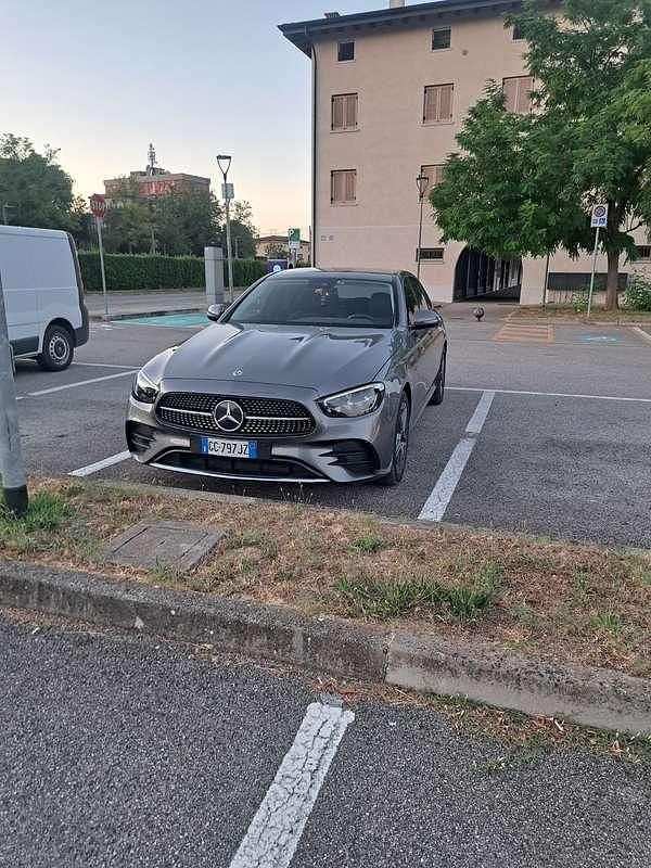 Usata Mercedes E300 Premium Plus 194 CV (142 kW) 2020 Berlina