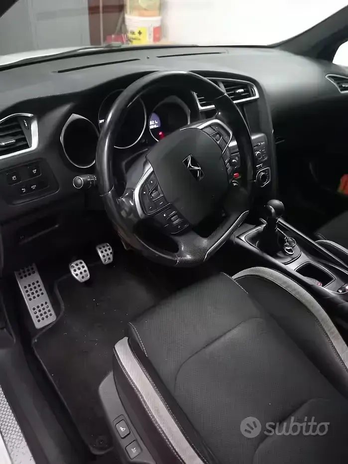 Usata DS Automobiles DS4 So Chic 111 CV (81 kW) 2014 Bianco Berlina