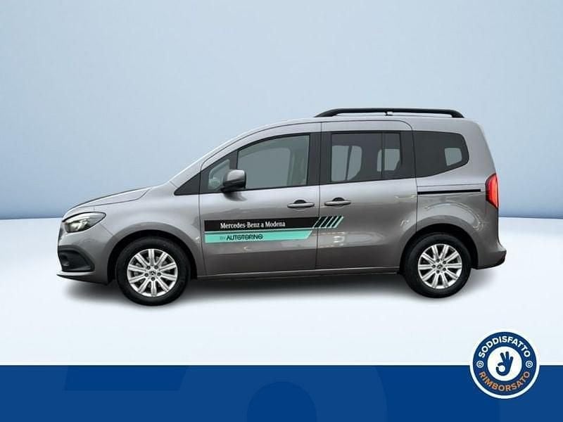 Usata Mercedes T180 115 CV (84 kW) 2025 Grigio Monovolume