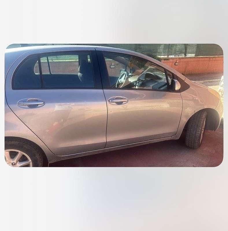 Usata Toyota Yaris 69 CV (50 kW) 2009 Berlina