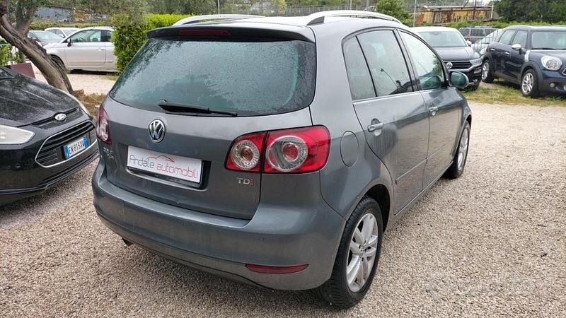 Usata VW Golf Plus Cross Highline 105 CV (77 kW) 2011 Grigio Monovolume