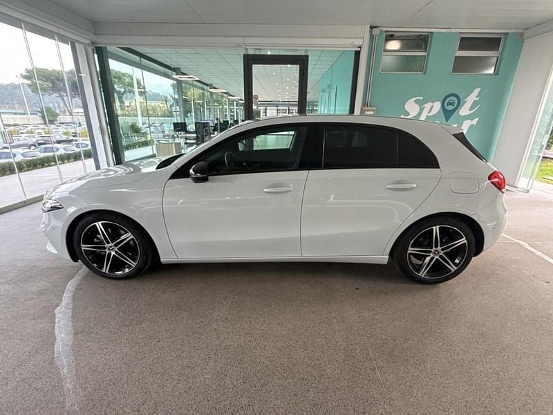 Usata Mercedes A180 116 CV (85 kW) 2021 Bianco Utilitaria