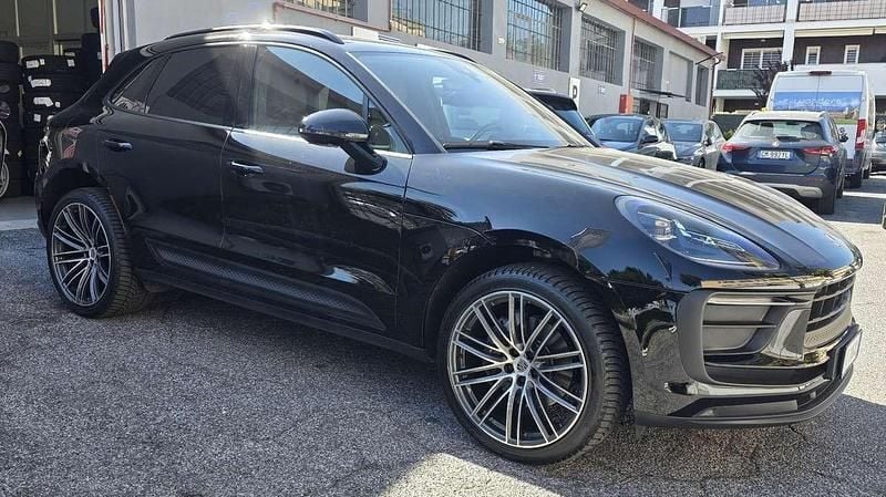 Usata Porsche Macan 265 CV (194 kW) 2023 Nero SUV