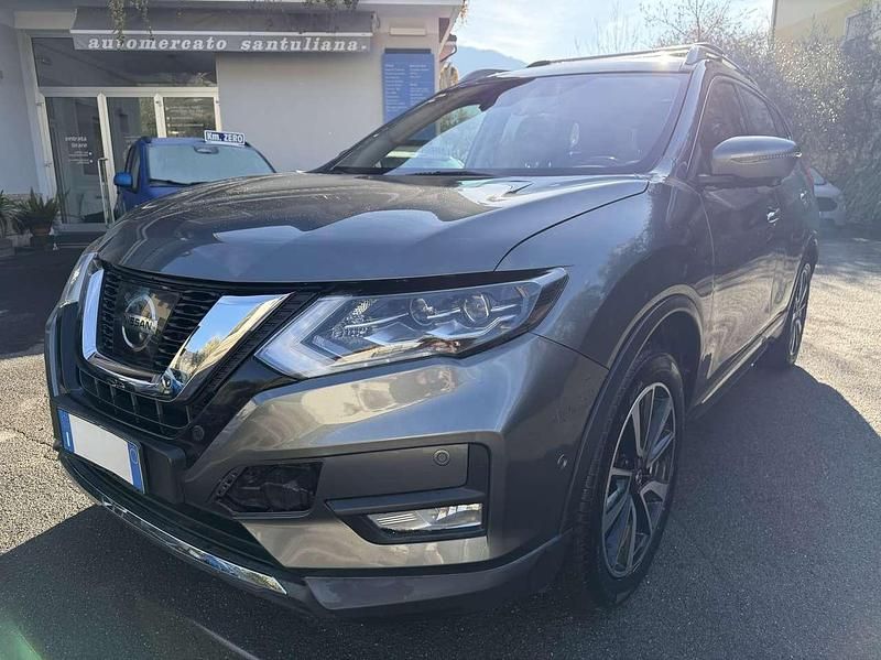 Usata Nissan X-Trail Tekna 131 CV (96 kW) 2019 Grigio SUV