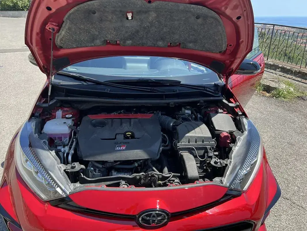 Usata Toyota Yaris 261 CV (191 kW) 2022 Utilitaria