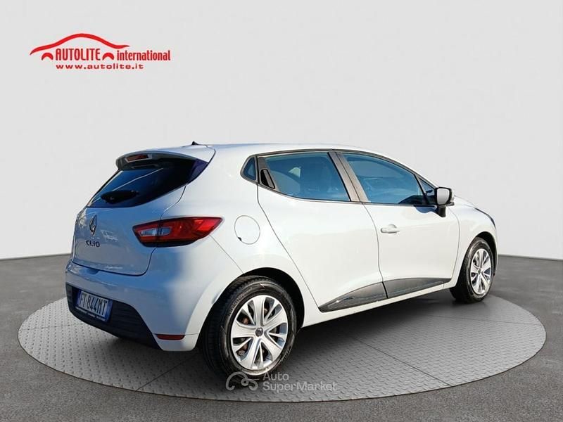 Usata Renault Clio IV Life 75 CV (55 kW) 2018 Bianco(met.) Berlina