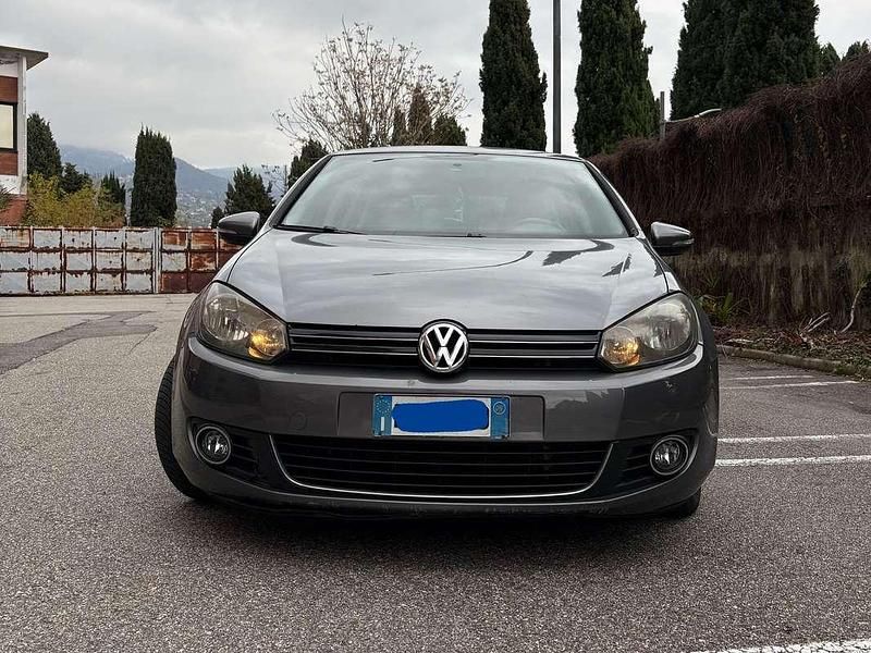 Usata VW Golf VI Comfortline 110 CV (80 kW) 2009 Grigio Utilitaria