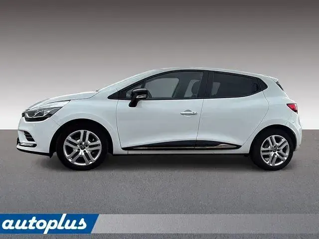 Usata Renault Clio 76 CV (55 kW) 2020 Bianco