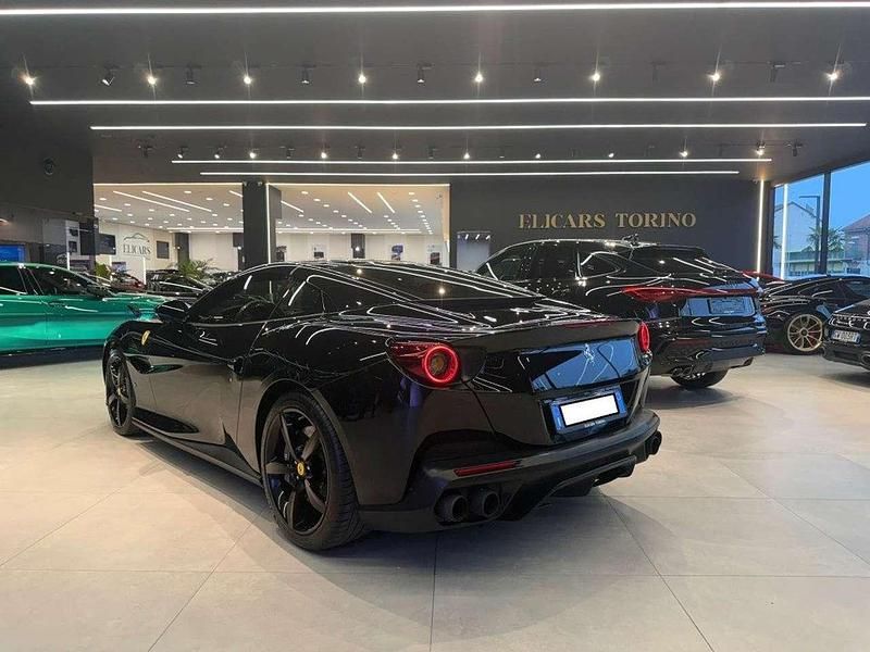 Nero metallizzato Usata 2018 Ferrari Portofino Cabrio | 189.900 € (Buon prezzo) - Immagine 1/4