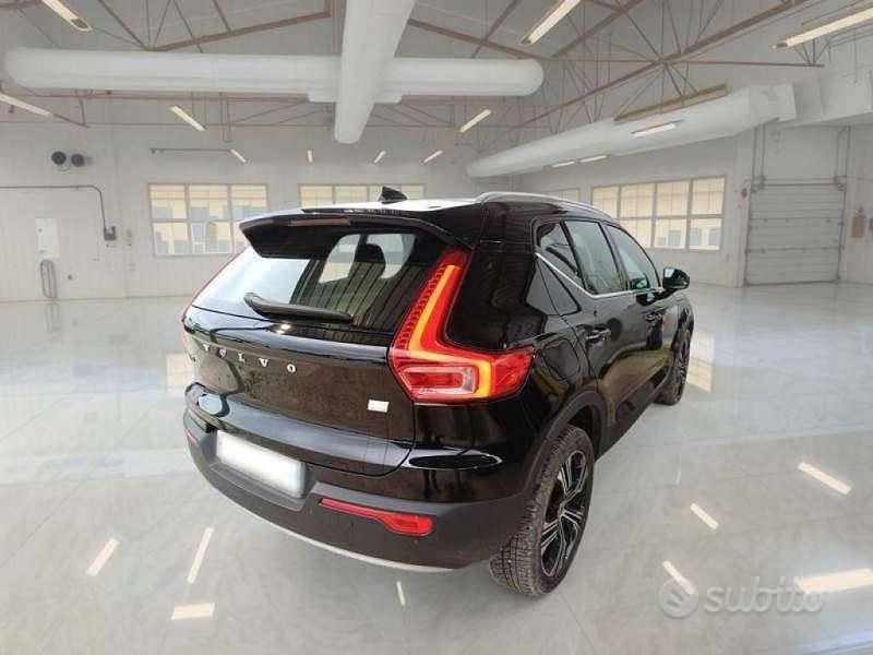 Usata Volvo XC40 Inscription 129 CV (94 kW) 2021 Nero SUV