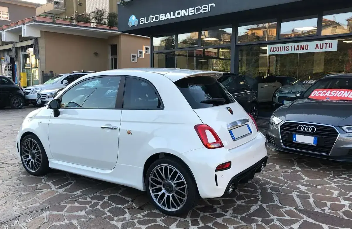 Usata Abarth 595 Turismo 165 CV (121 kW) 2023 Bianco Utilitaria