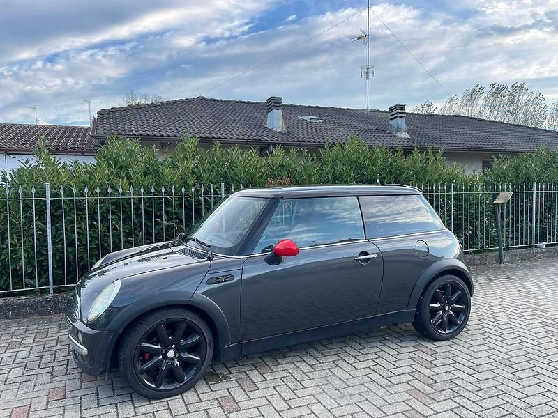 Usata Mini Cooper 116 CV (85 kW) 2002 Utilitaria