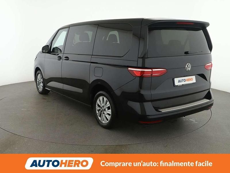 Usata VW Multivan Life 204 CV (150 kW) 2023 Nero Furgone