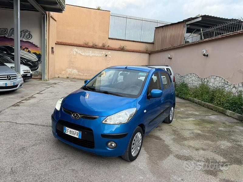 Usata Hyundai i10 Active 2012 Blu Utilitaria