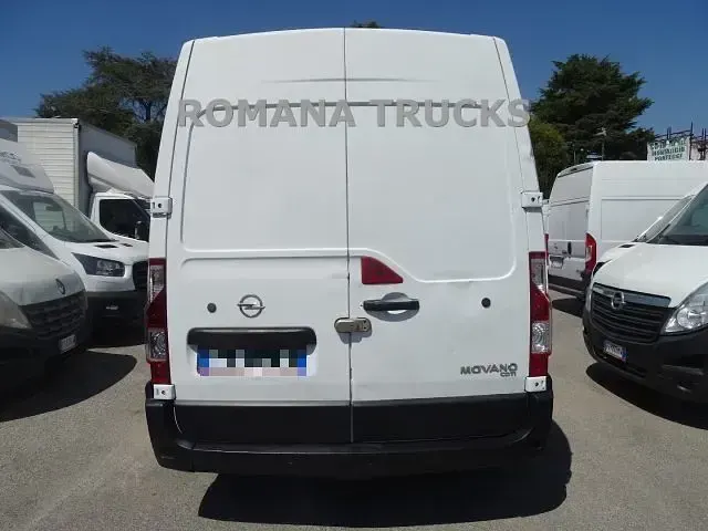 Usata Opel Movano 125 CV (91 kW) 2015 Monovolume