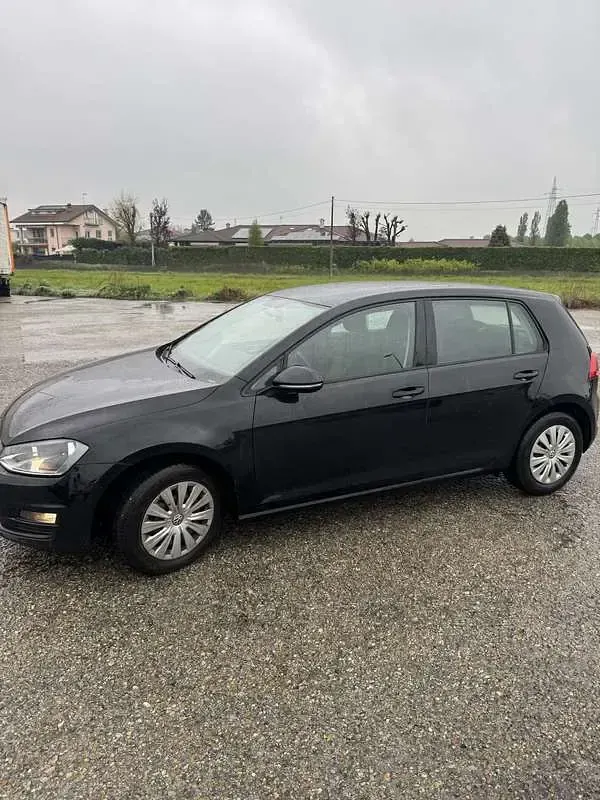 Usata VW Golf VII Trendline 90 CV (66 kW) 2014 Berlina