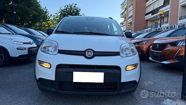 Usata Fiat Panda City Life 70 CV (51 kW) 2021 Bianco pastello Utilitaria
