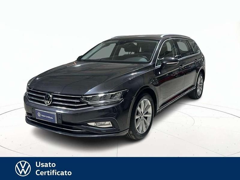 Grigio pastello Usata 2021 VW Passat Business Station wagon | 22.000 € (Cara) - Immagine 1/4