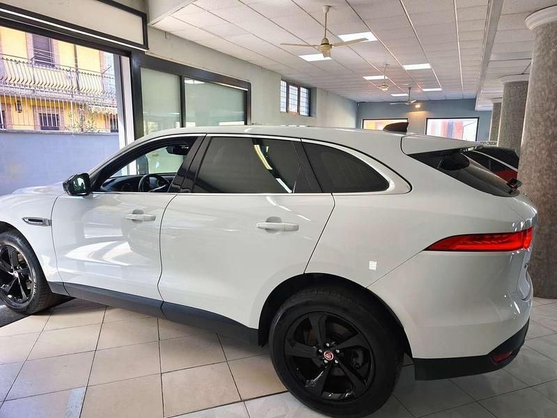 Usata Jaguar F-Pace Prestige 179 CV (131 kW) 2020 Bianco SUV