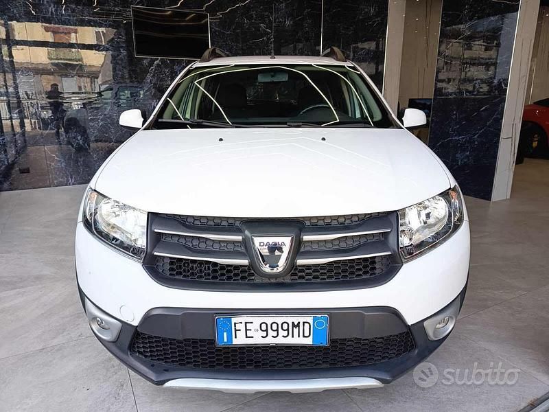 Usata Dacia Sandero Stepway 90 CV (66 kW) 2016 Bianco Berlina
