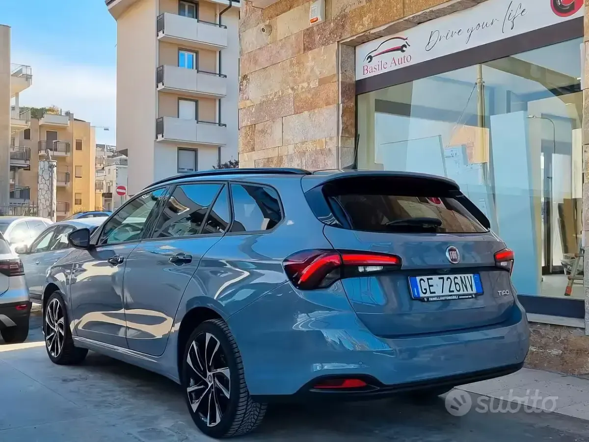 Usata Fiat Tipo Sport 131 CV (96 kW) 2021 Grigio Station wagon