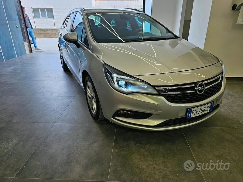 Usata Opel Astra S 110 CV (80 kW) 2017 Grigio Station wagon