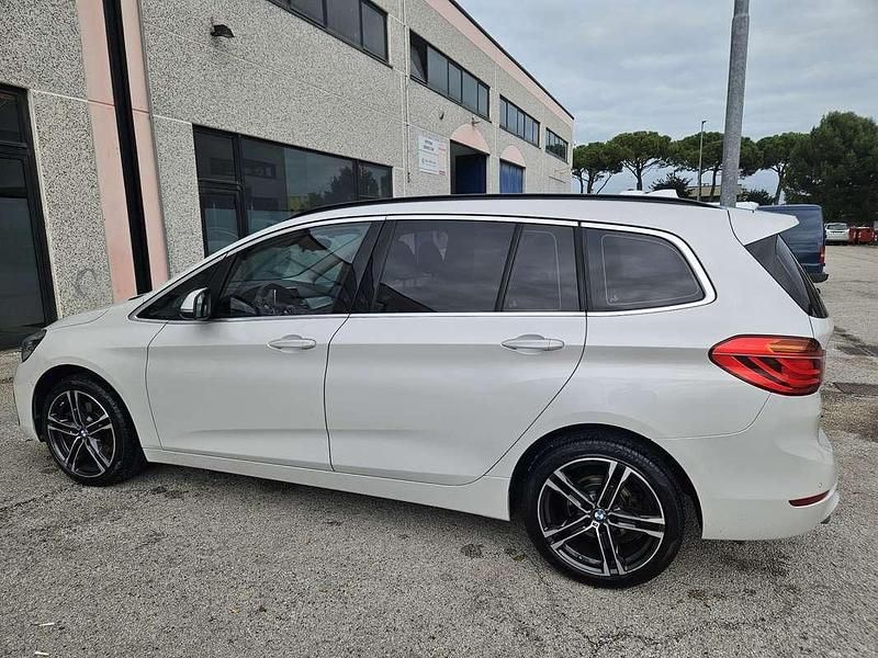 Usata 2018 BMW 218 Gran Tourer Luxury Line Monovolume | 16.990 € (Cara) - Immagine 1/4