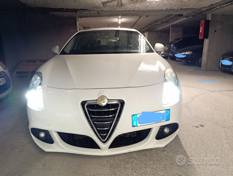 Usata Alfa Romeo Giulietta 109 CV (80 kW) 2012 Bianco Utilitaria