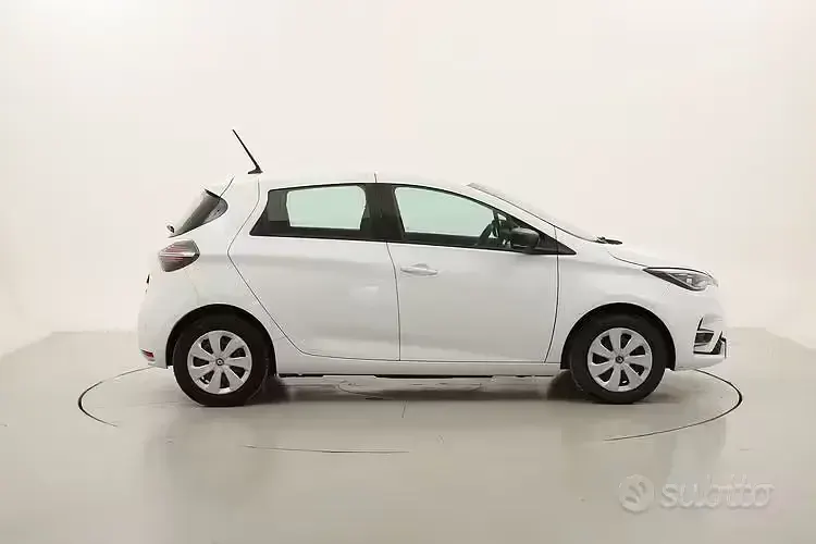 Usata Renault Zoe Life 50 kW (69 CV) 2022 Bianco Utilitaria