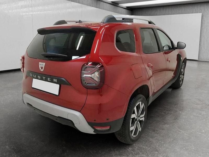 Usata Dacia Duster Prestige 101 CV (74 kW) 2022 Rosso SUV