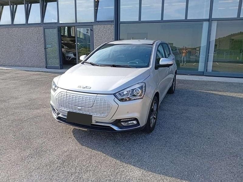 Usata EVO Electric 30 kW (41 CV) 2021 Argento SUV