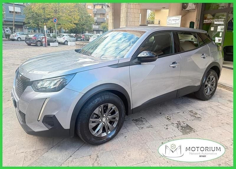 Usata Peugeot 2008 Active 110 CV (80 kW) 2023 Grigio SUV