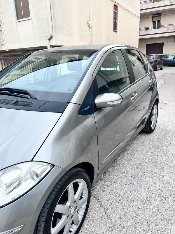 Usata Mercedes A180 Avantgarde 2007 Grigio Berlina